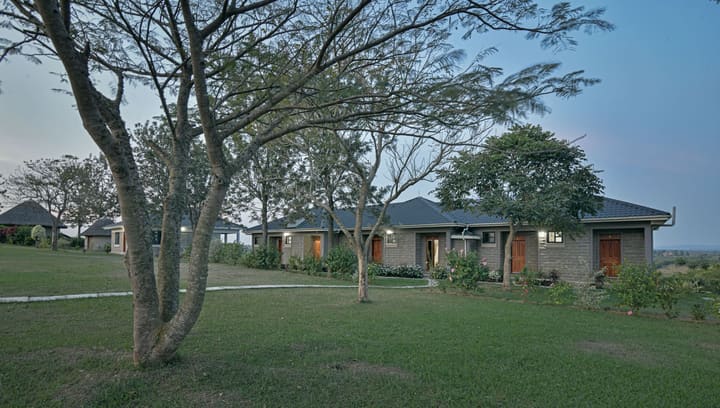 Mpogo Lodge