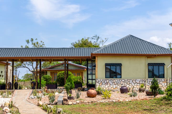 Acacia Wilderness Lodge Mweya