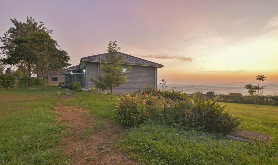Mpogo Lodge